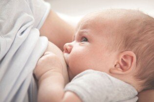 newborn-how-to-breastfeed-big_banner_0